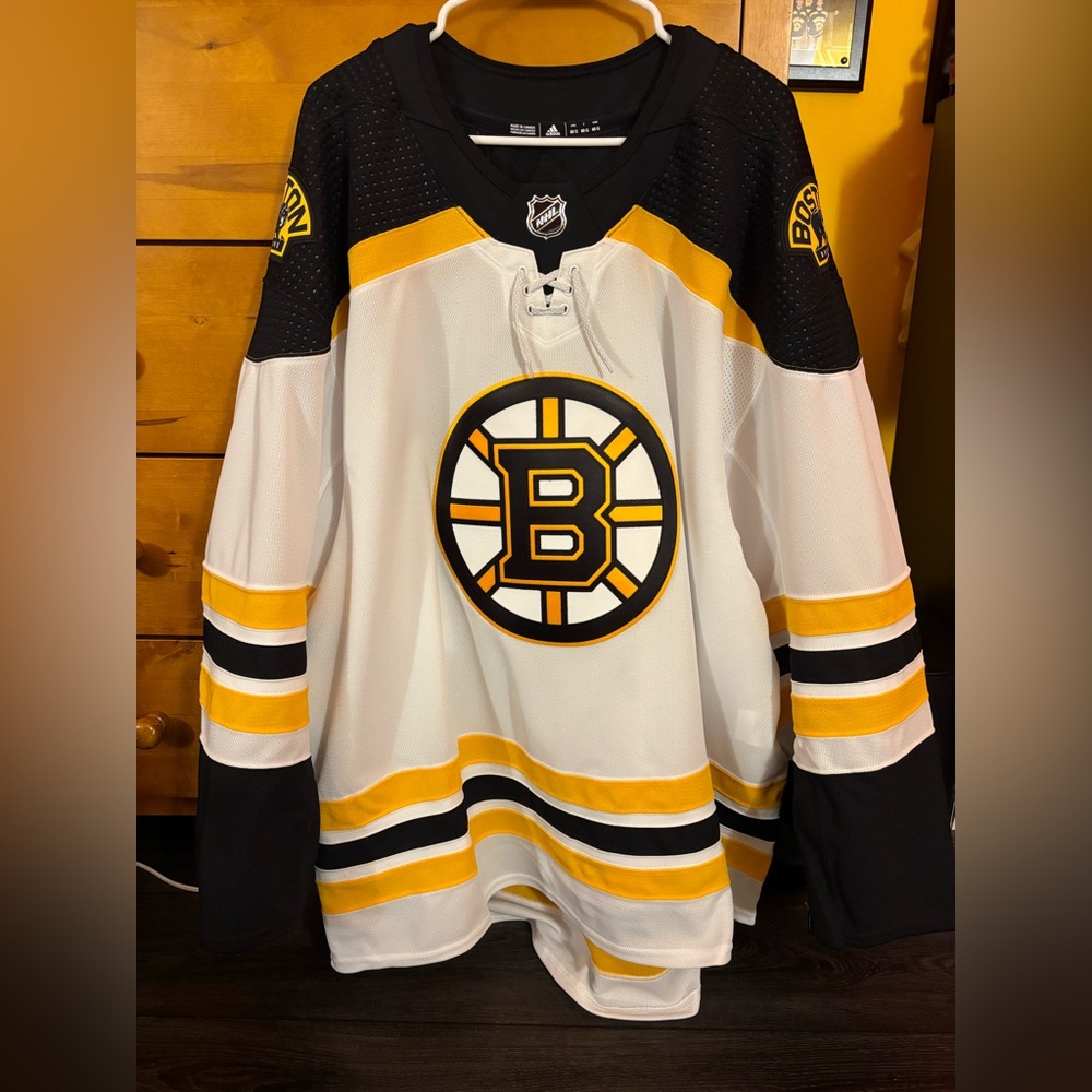 Boston Bruins MiC Team Issue Pro Stock White GOALIE Jersey Size 60G